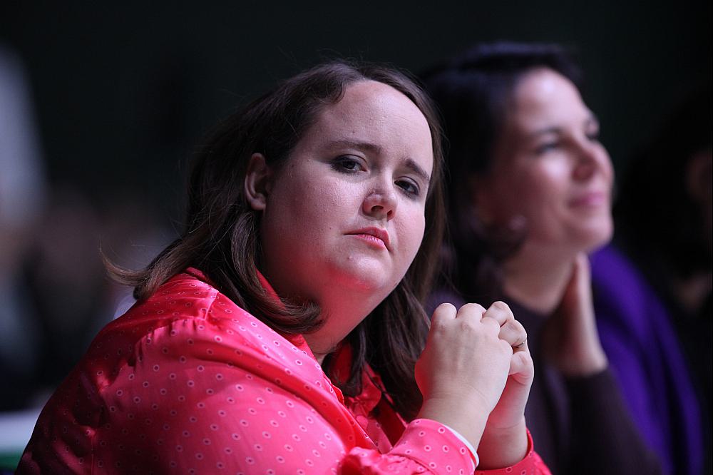 Ricarda Lang und Annalena Baerbock am 25.11.2023
