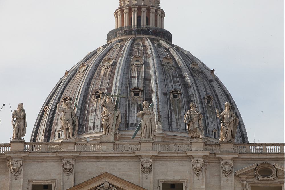 Kuppel des Petersdom am Vatikan