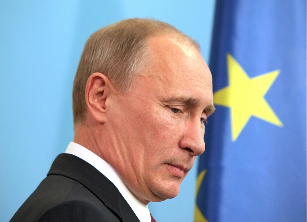 Wladimir Putin vor EU-Fahne (Archiv)