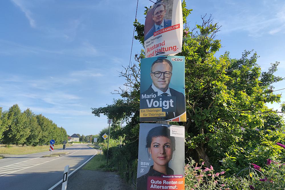 Wahlplakate mit Sahra Wagenknecht, Mario Voigt und Bodo Ramelow zur Landtagswahl in Thüringen (Archiv)