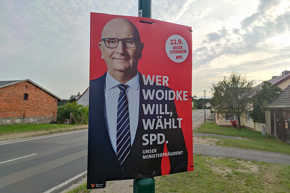 SPD-Wahlplakat mit Dietmar Woidke zur Landtagswahl in Brandenburg (Archiv)