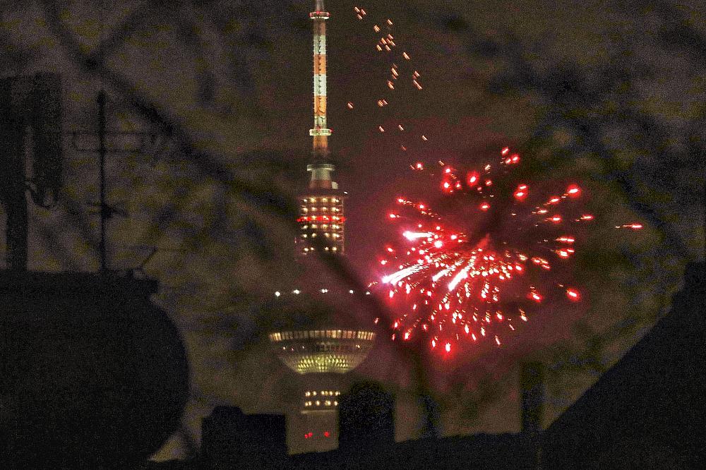 Silvesterfeuerwerk am Berliner Fernsehturm über dts Nachrichtenagentur