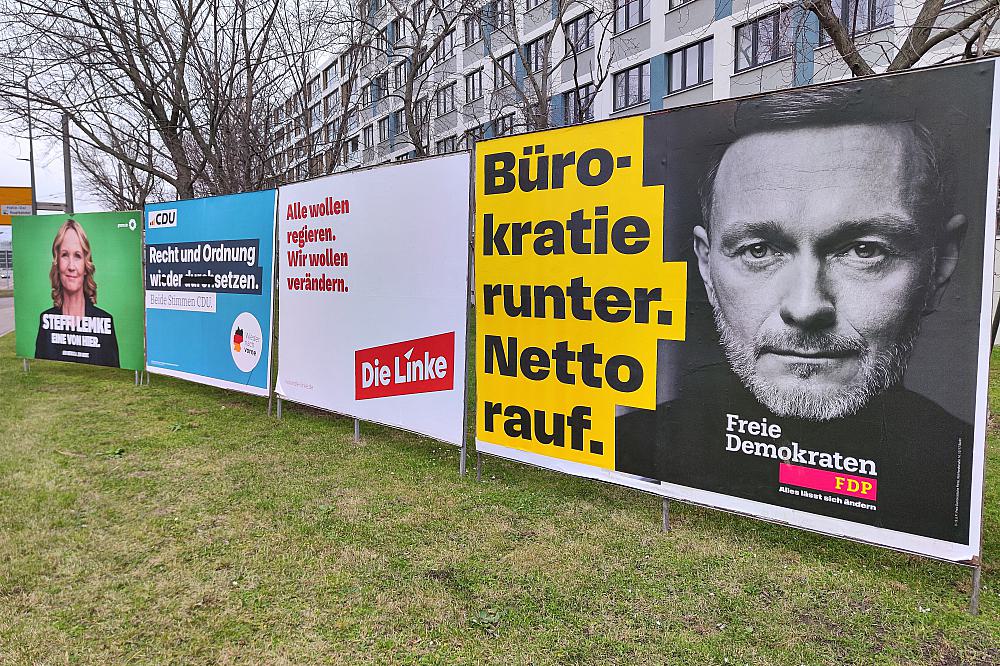 Wahlplakate von Bündnis90/Die Grünen, CDU, Linke und FDP am 30.01.2025