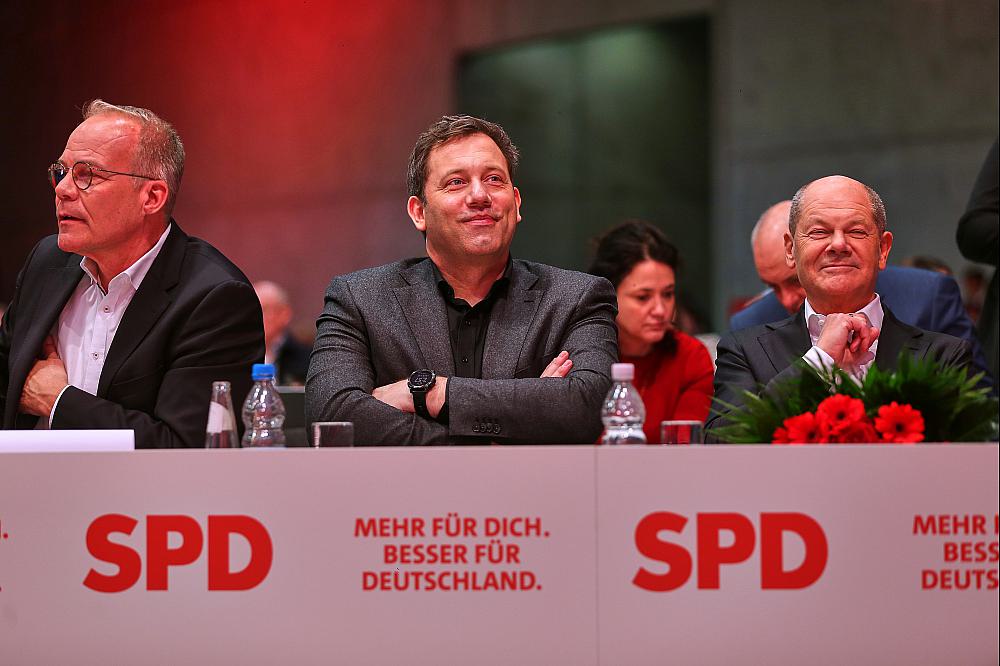 Matthias Miersch, Lars Klingbeil und Olaf Scholz (Archiv)