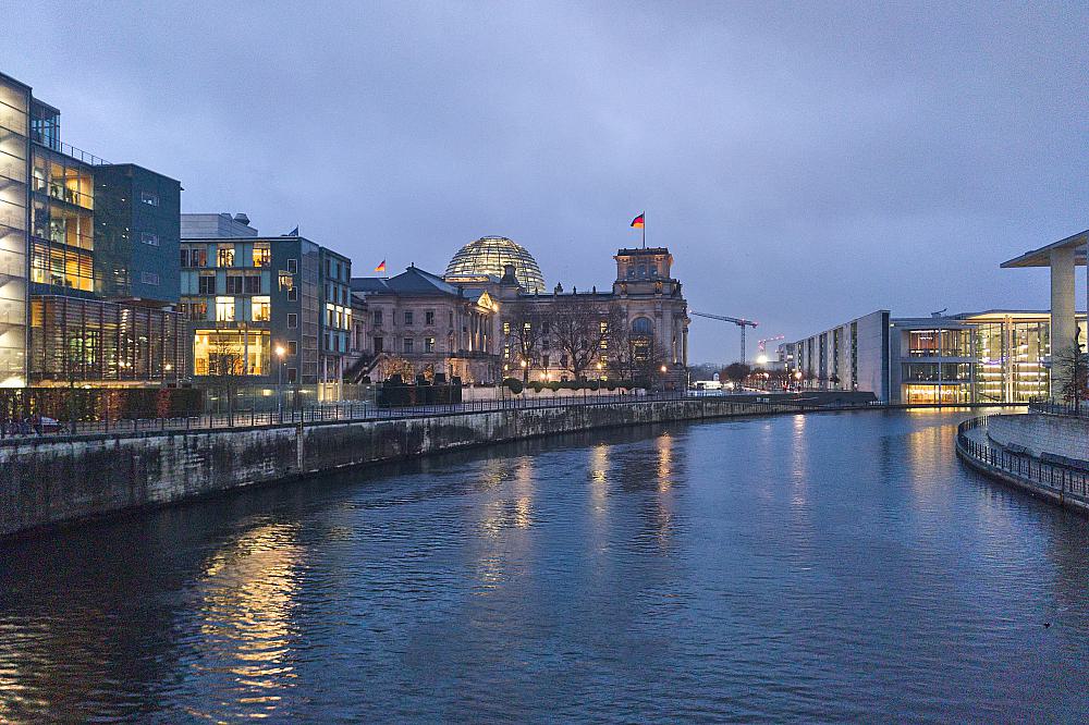 Reichstagsgebäude am 28.02.2025