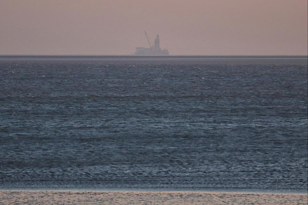 Ölbohrinsel Mittelplate in der Nordsee (Archiv)