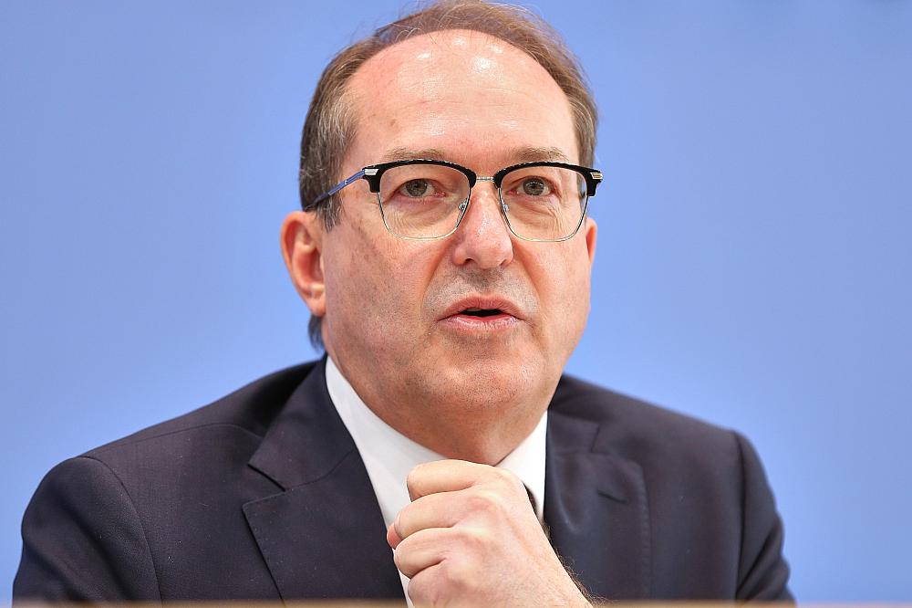 Alexander Dobrindt am 10.06.2025