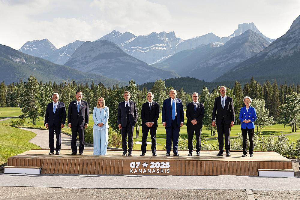 G7-Familienfoto am 16.06.2025