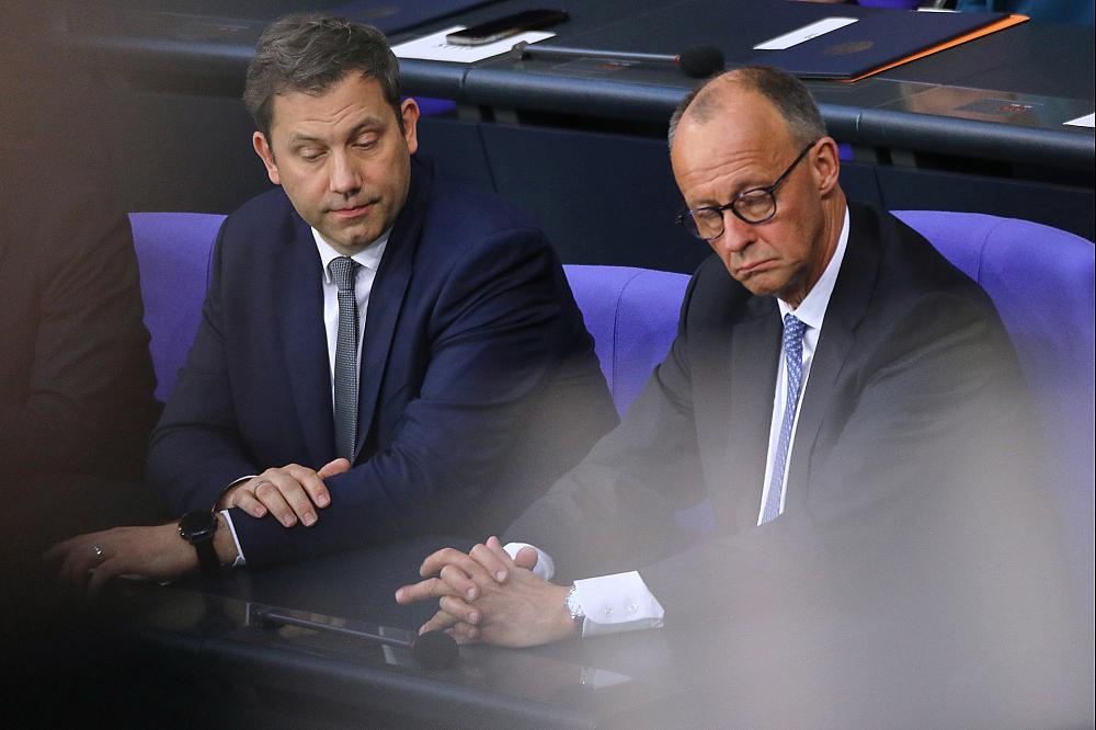Lars Klingbeil und Friedrich Merz (Archiv)