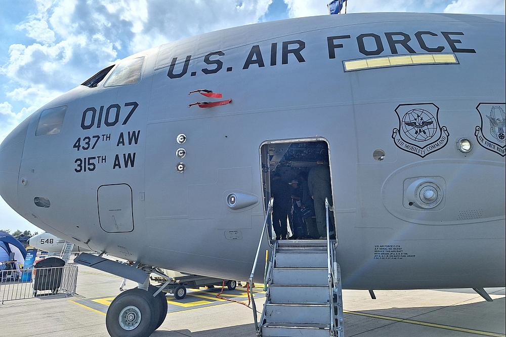 Militärfrachtflugzeug Boeing C-17 Globemaster (Archiv)
