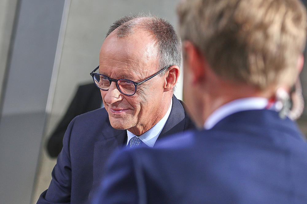 Friedrich Merz und Markus Preiß am 13.07.2025