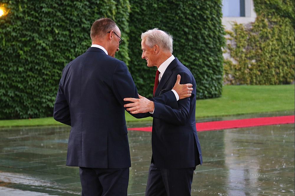Friedrich Merz und Jonas Store am 21.07.2025