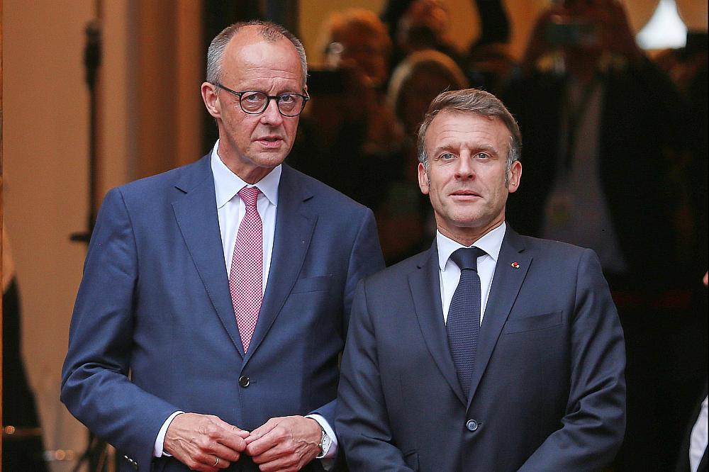 Friedrich Merz und Emmanuel Macron (Archiv)