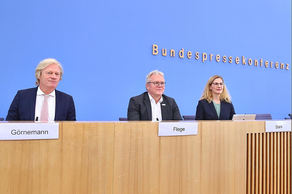 Bahnstrategie des Bundes und Beitrag der Branche zum Nahverkehr am 22.09.2025