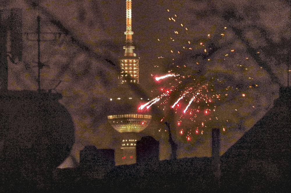 Silvesterfeuerwerk am Berliner Fernsehturm