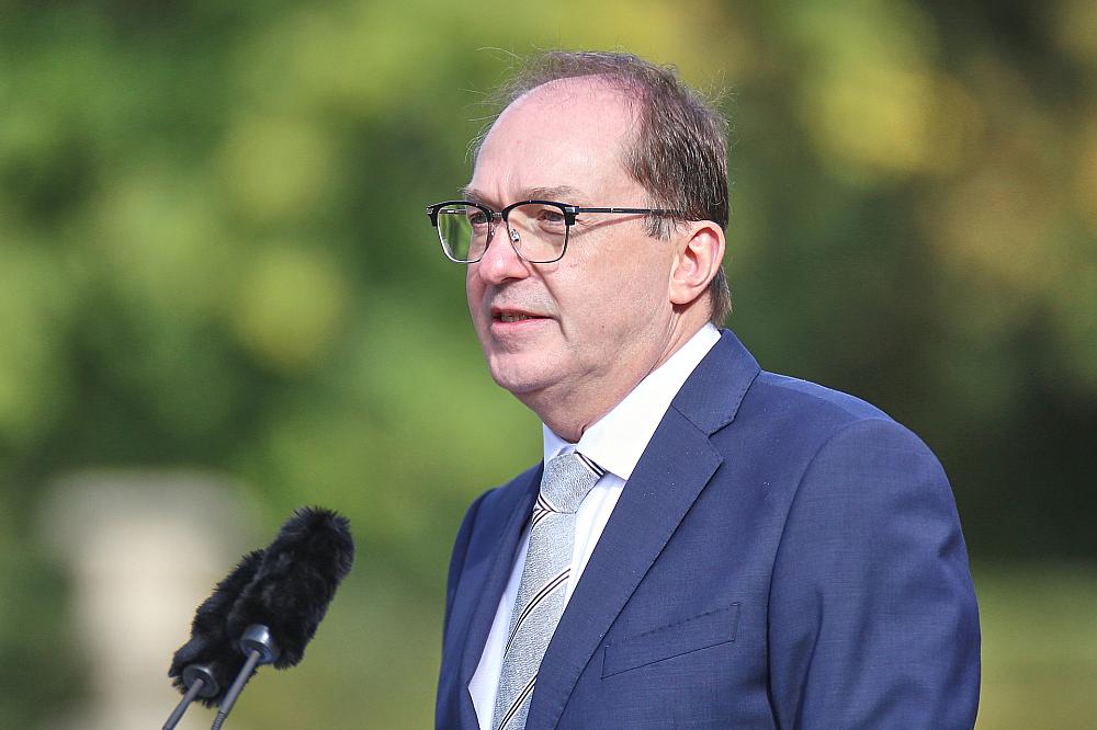 Alexander Dobrindt am 01.10.2025