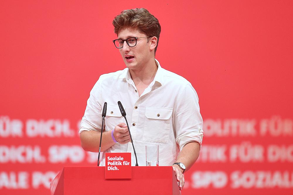 Juso-Chef bemängelt Debatte über Wehrdienst: 