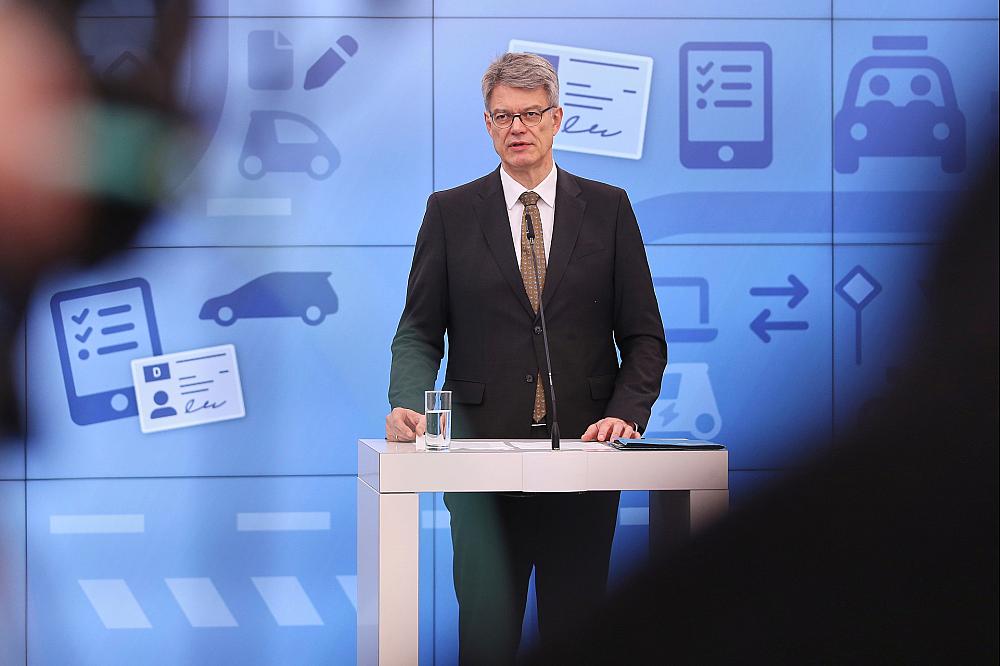Patrick Schnieder am 16.10.2025