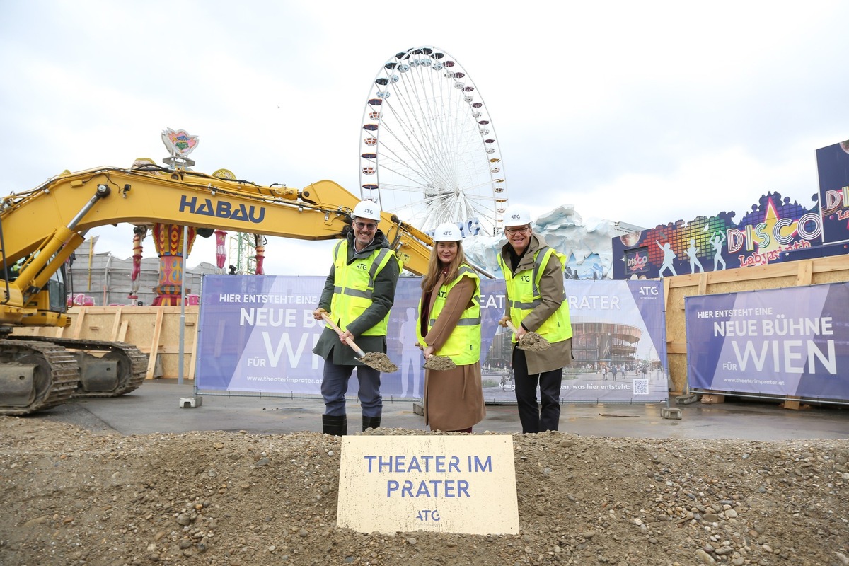 Spatenstich für das  „Theater im Prater