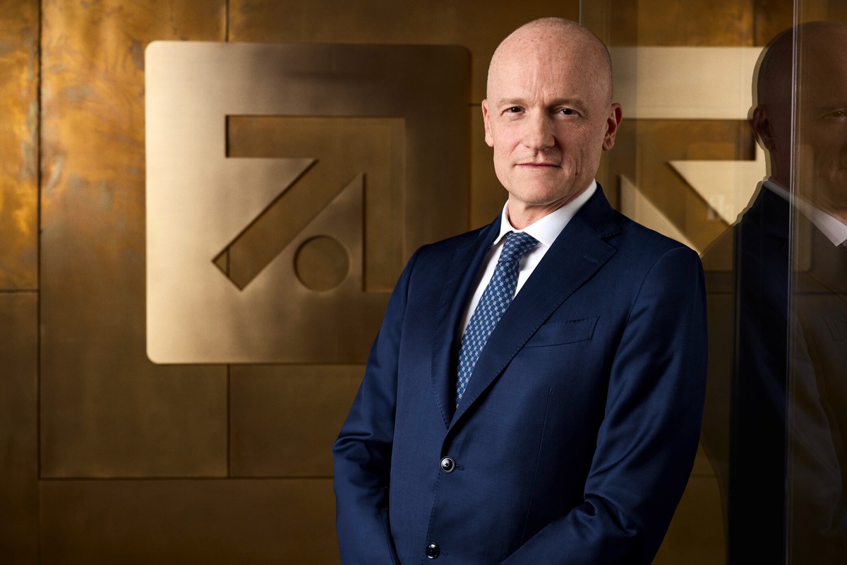 Nicola Lussana Mitarbeitershooting 2024/25