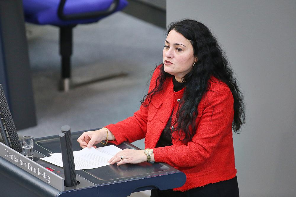 Kaddor schlägt Dobrindt Syrien-Besuch vor – Kritik an Abschiebungsplänen