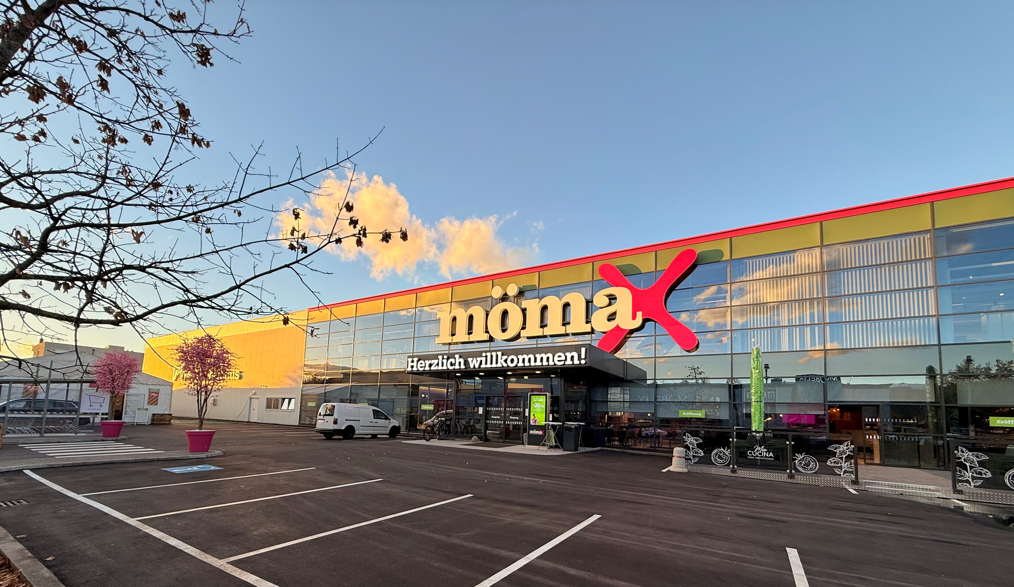 mömax Klagenfurt XXXLutz KG über pressetext.de