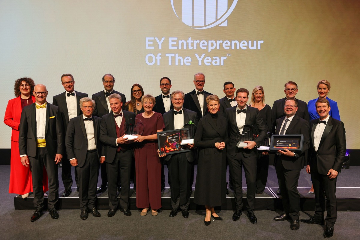 Werner & Mertz-Inhaber gleich doppelt ausgezeichnet! / Reinhard Schneider gewinnt EY Entrepreneur of the Year-Preis und Audience Award presseportal.de