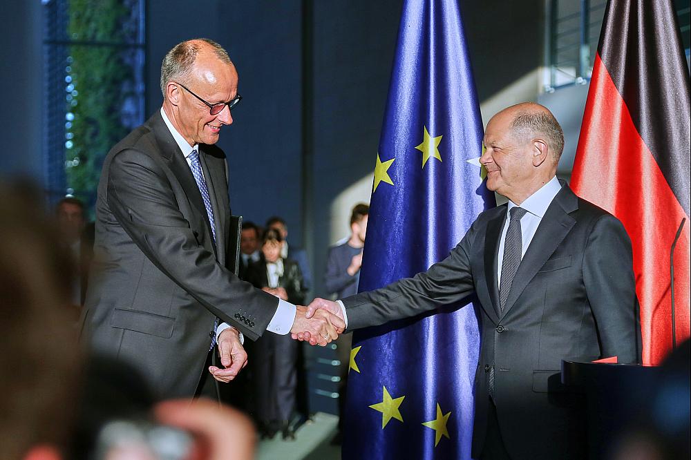 Friedrich Merz und Olaf Scholz (Archiv)