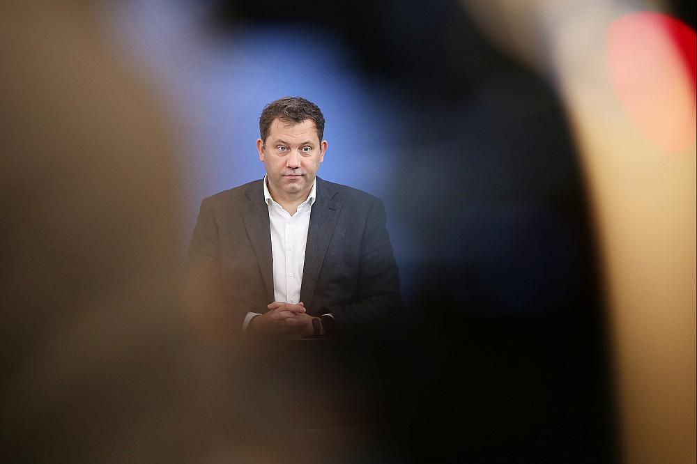 Klingbeil drückt beim Haushalts-Sparen aufs Tempo