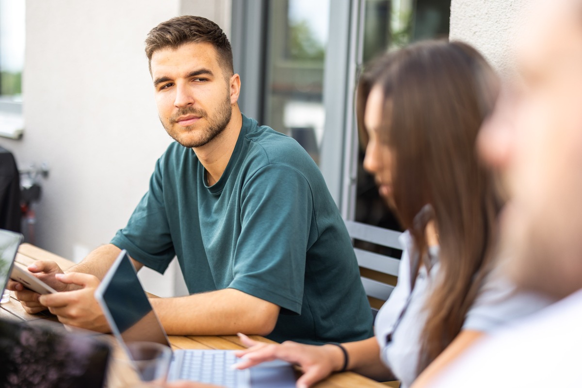 Hochschulen müssen Werbung machen. Die wenigsten wissen wie. / Die Studierendenzahlen sinken, der Wettbewerb um Erstsemester verschärft sich presseportal.de