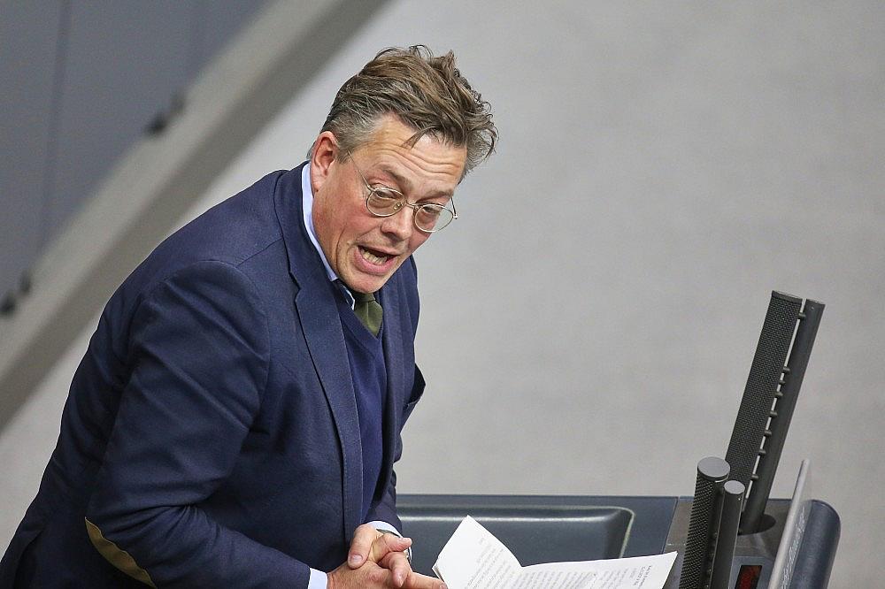 Sabotage am Berliner Stromnetz: Von Notz fordert Ermittlungen auf höchster Ebene