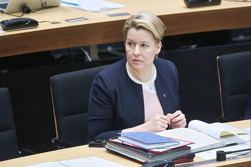 Giffey fordert Bundeshilfe nach Angriff auf Berliner Stromnetz