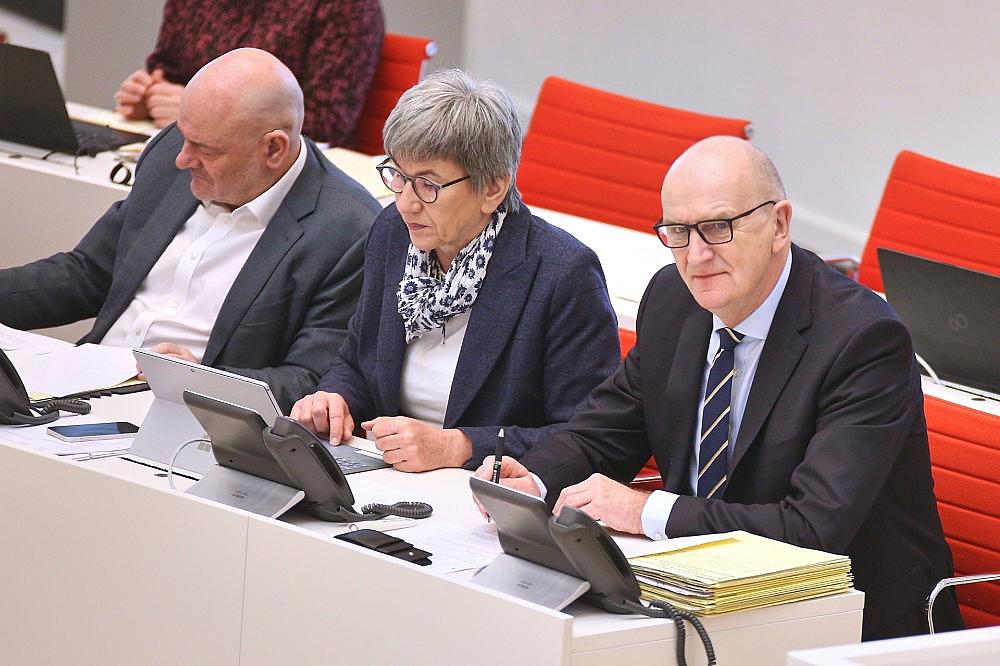 SPD-Spitze unterstützt Woidkes Ausstieg aus Brandenburg-Koalition