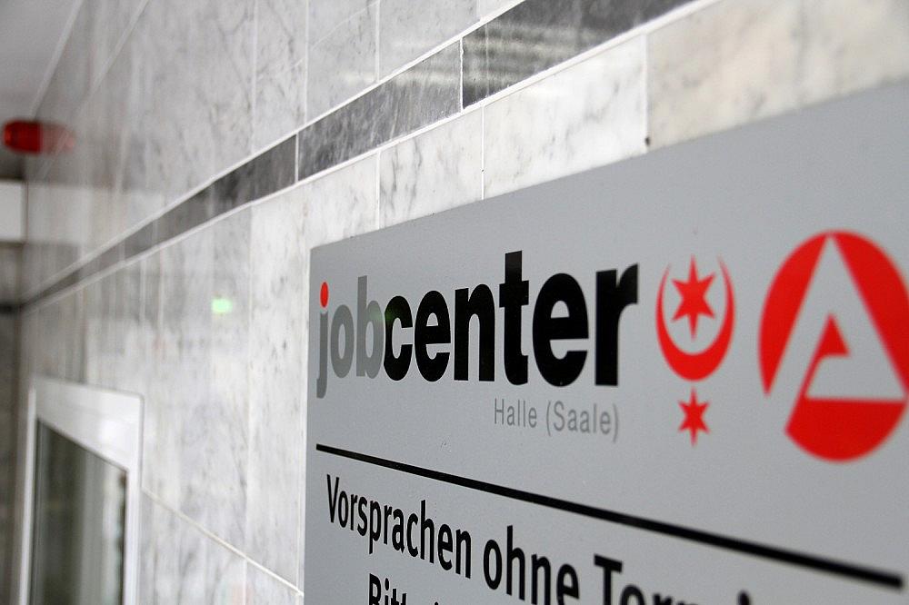 Jobcenter in Halle (Archiv) via dts Nachrichtenagentur