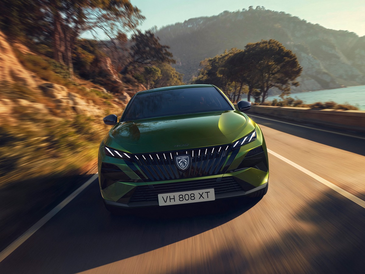 Der neue PEUGEOT 408: Fastback mit Wow-Effekt