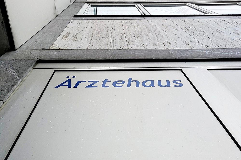 Ärztehaus (Archiv) via dts Nachrichtenagentur