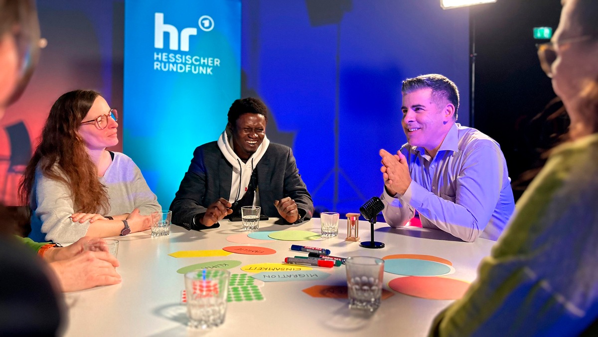 Mitstreiter für neues hr-Dialogformat 