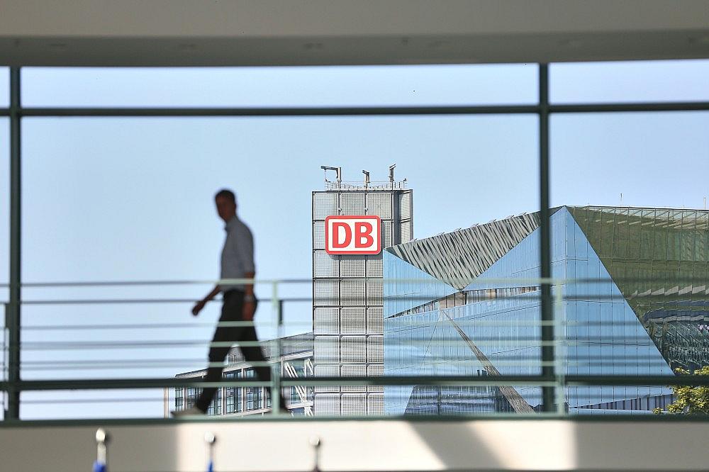 Logo der Deutschen Bahn (Archiv)