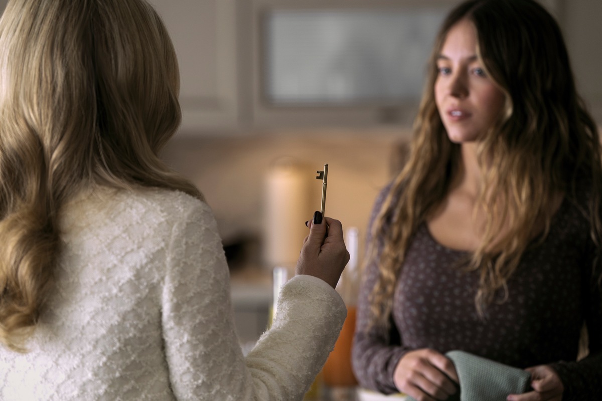 THE HOUSEMAID - WENN SIE WÜSSTE ist die Nummer 1 der Kino-Charts presseportal.de