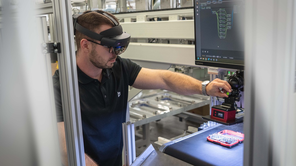 Bertrandt transformiert Produktion und steigert Qualität und Effizienz mit 