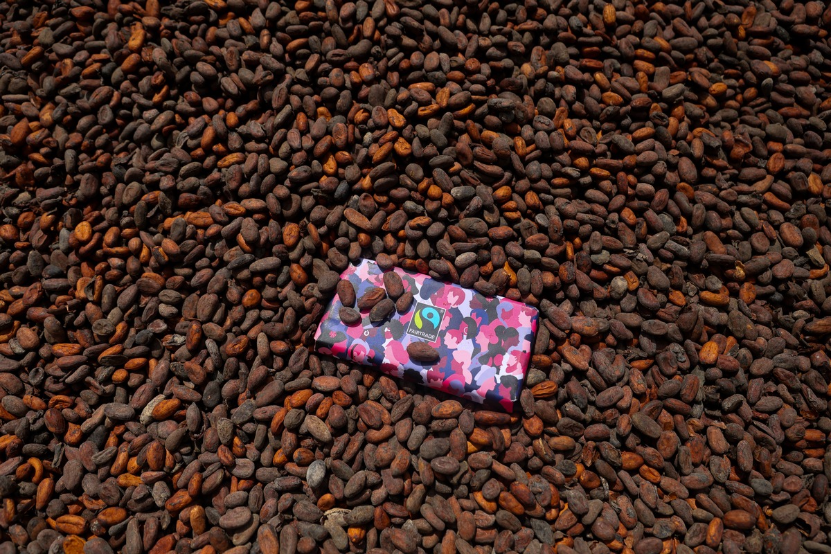 Absatz von Fairtrade-Kakao 2025 deutlich gestiegen / Fairtrade auf der Süßwarenmesse ISM
