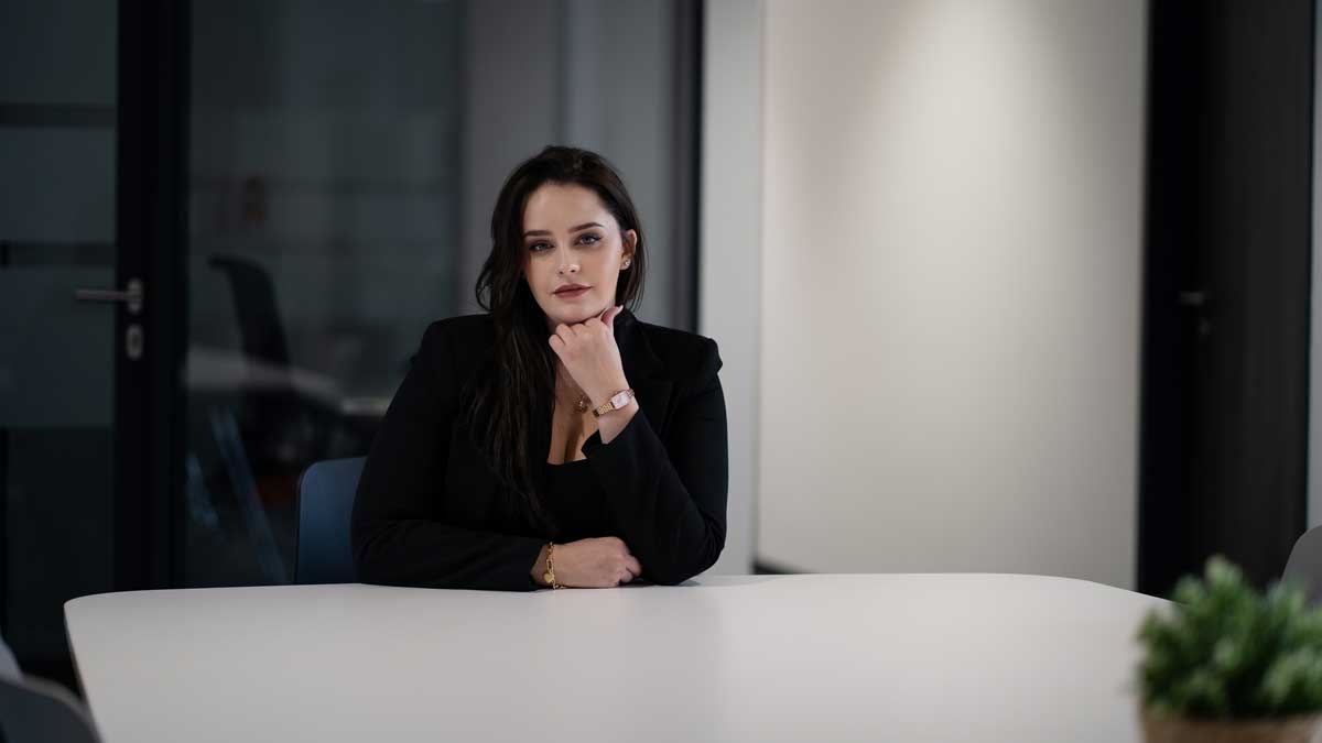 STRATEN Führungs- und Assistenz-System: Wie Rebecca Straten den Assistenzmarkt revolutioniert presseportal.de