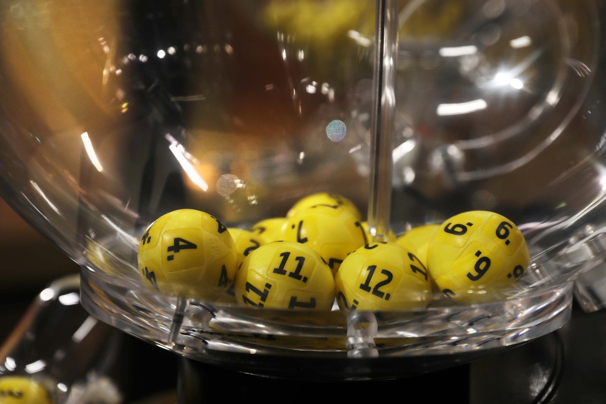 Finne knackt Eurojackpot / Glückspilz erhält rund 17,6 Millionen Euro