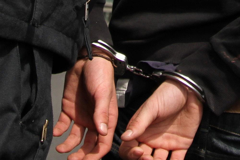 Festnahme mit Handschellen (Archiv) via dts Nachrichtenagentur