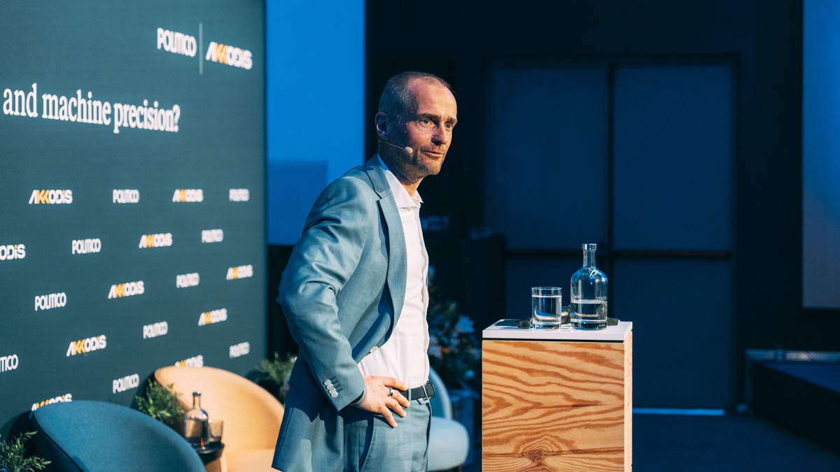 Zwischen Autonomie und Allianz: Akkodis und POLITICO bringen Entscheidungsträger zur Zukunft der Künstlichen Intelligenz in Europa zusammen