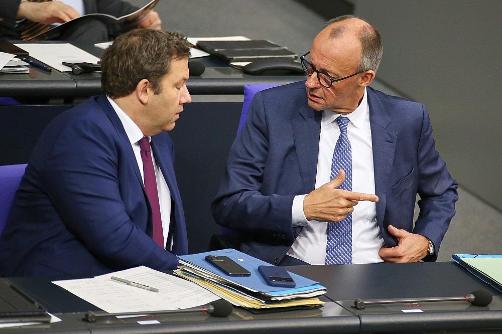 Lars Klingbeil und Friedrich Merz (Archiv) via dts Nachrichtenagentur