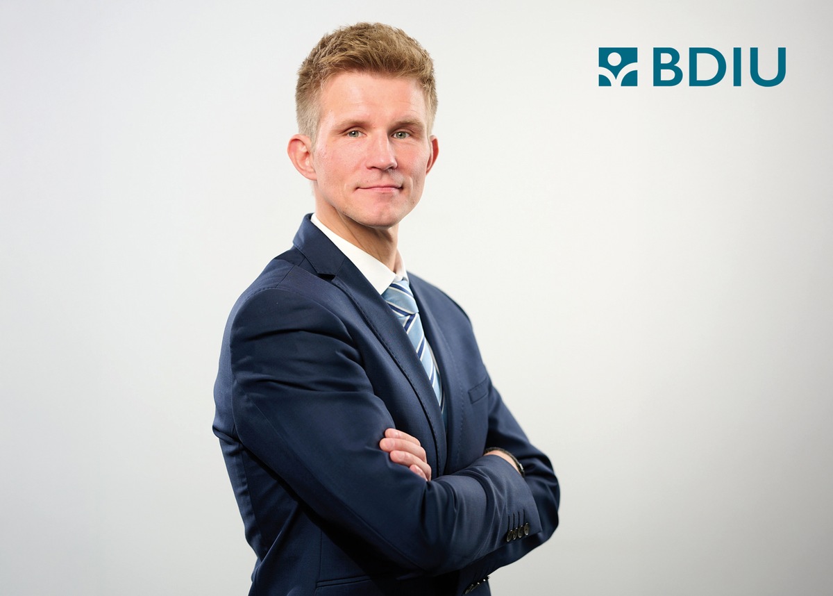 Schlechtes Zeugnis für das Kreditzweitmarktgesetz: Zentrale Ziele verfehlt / Zwei Jahre nach Inkrafttreten fällt das Zwischenzeugnis schlecht aus presseportal.de