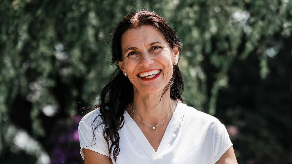 Ein Tabu bricht auf: Warum Essstörungen so viel tiefer gehen als Schönheitswahn presseportal.de