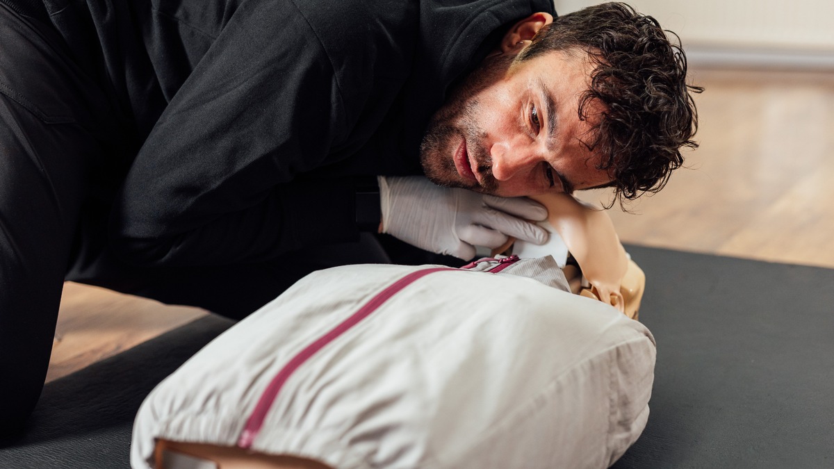 PRIMEROS Hannover: Warum moderne Erste-Hilfe-Kurse für den Führerschein heute praxisnäher sind presseportal.de