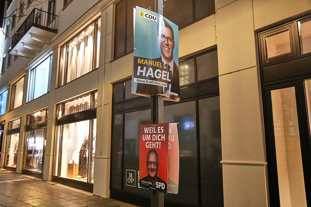 Wahlplakate zur Landtagswahl in Baden-Württemberg von CDU und SPD (Archiv)